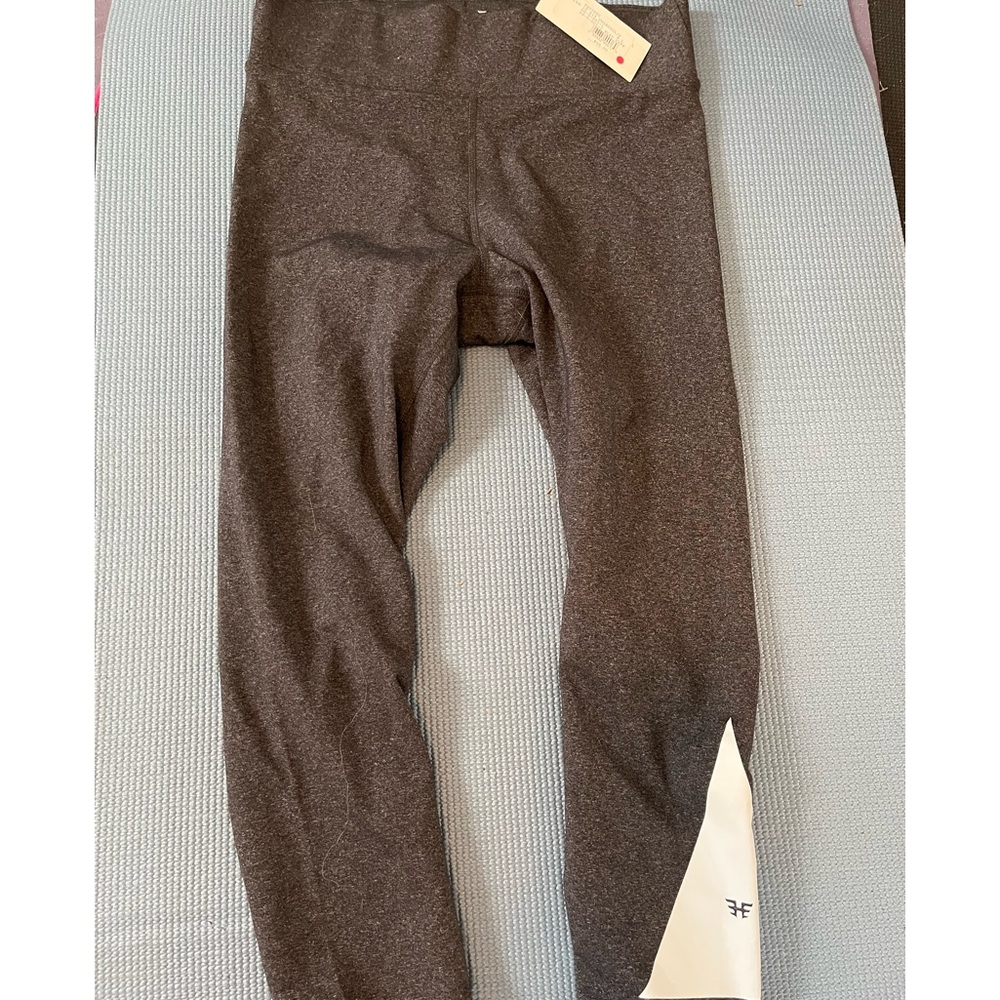 NWT Herion Sport capri leggings